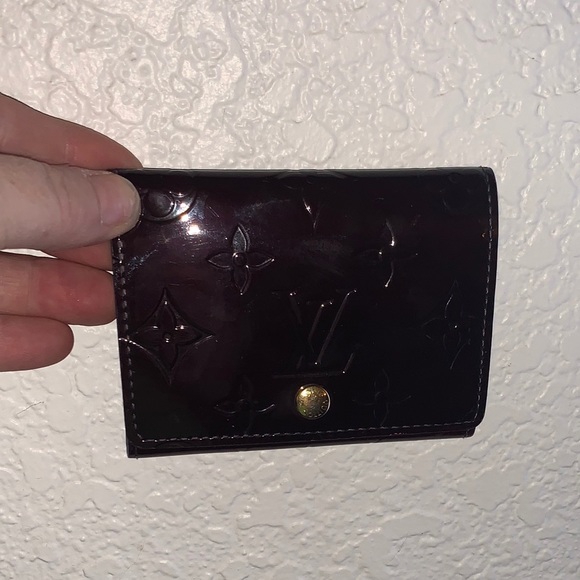 Louis Vuitton Handbags - Louis Vuitton Vernis Leather Card Holder